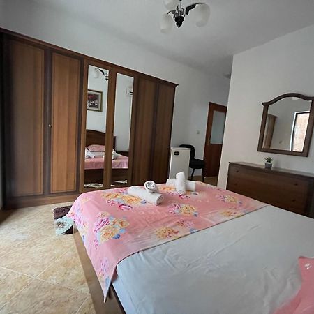 Days Inn Apartments Ulcinj Habitación foto